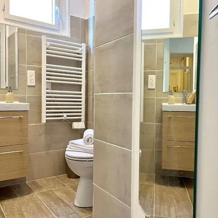 Coquette Plein Centre, Proche Apartment Menton